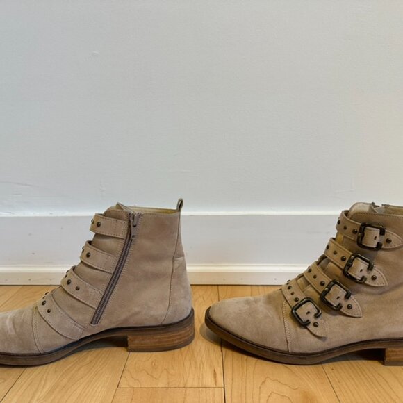 Paul Green "Anne" Suede Ankle Boots, Size 8 - Picture 4 of 7